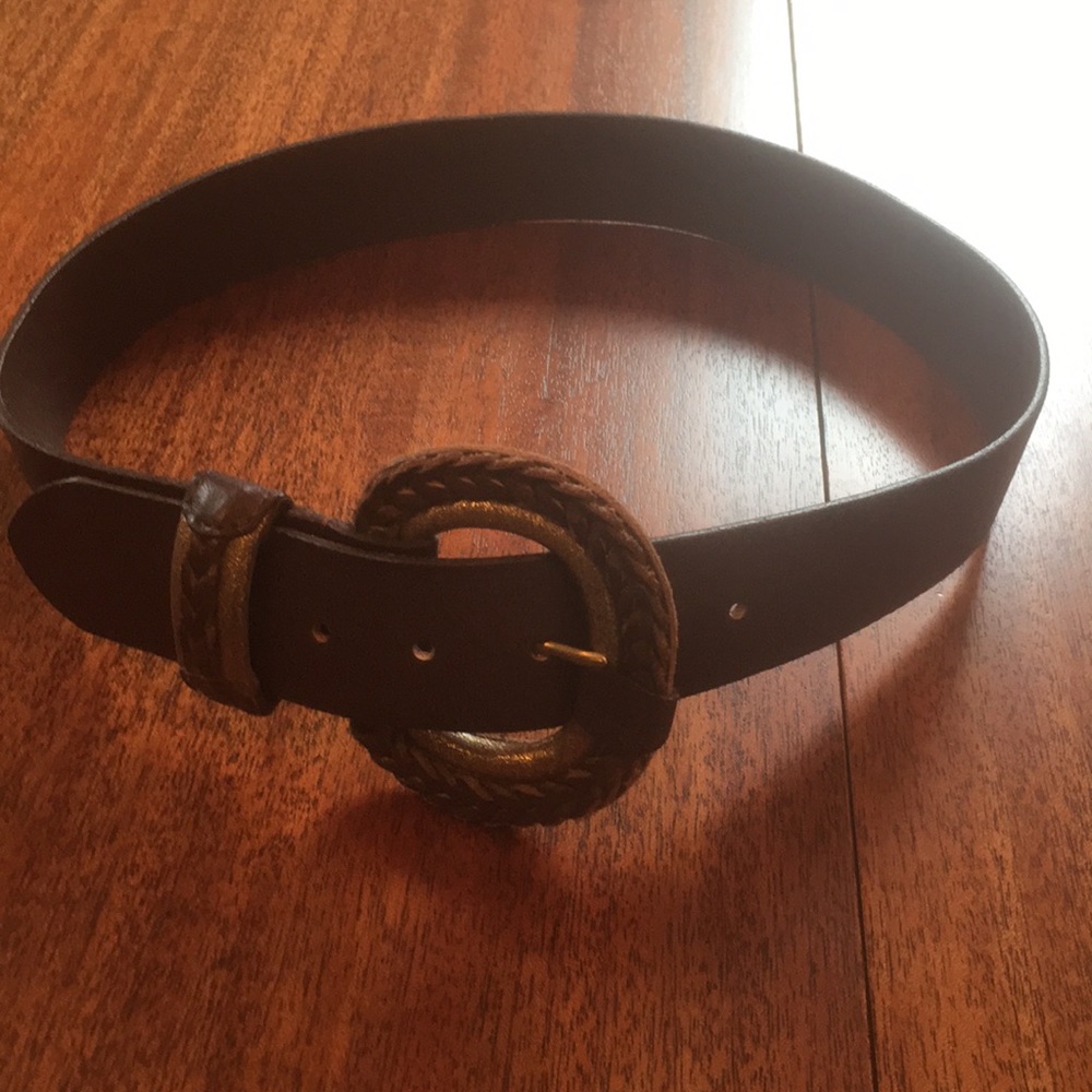 Linea Pelle Belt - dark brown with gold accent